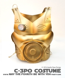 C-3PO DIY Costume and Cosplay / Check out lots more Star Wars Halloween costumes and cosplay ideas on our blog / #starwars #halloween #maythefourthbewithyou #maythe4thbewithyou #costume #ducttape #cosplay #diy #pattern #sewing #theforceawakens #c3po #droid #geek #nerd #spraypaint #gold / maythefourthbewithyoupartyblog.com